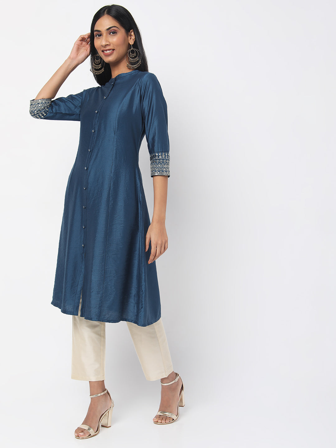 Women's Blue Gadhwaal Solid Kurta