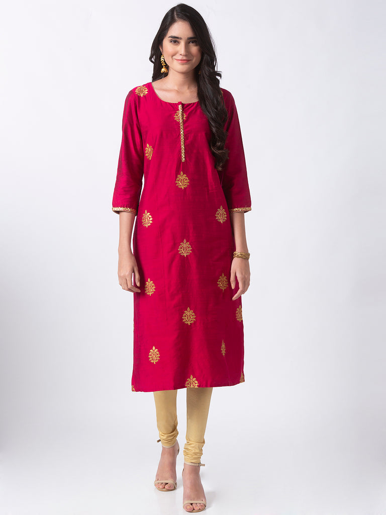 Women Straight Three-Fourth Magenta Kurta