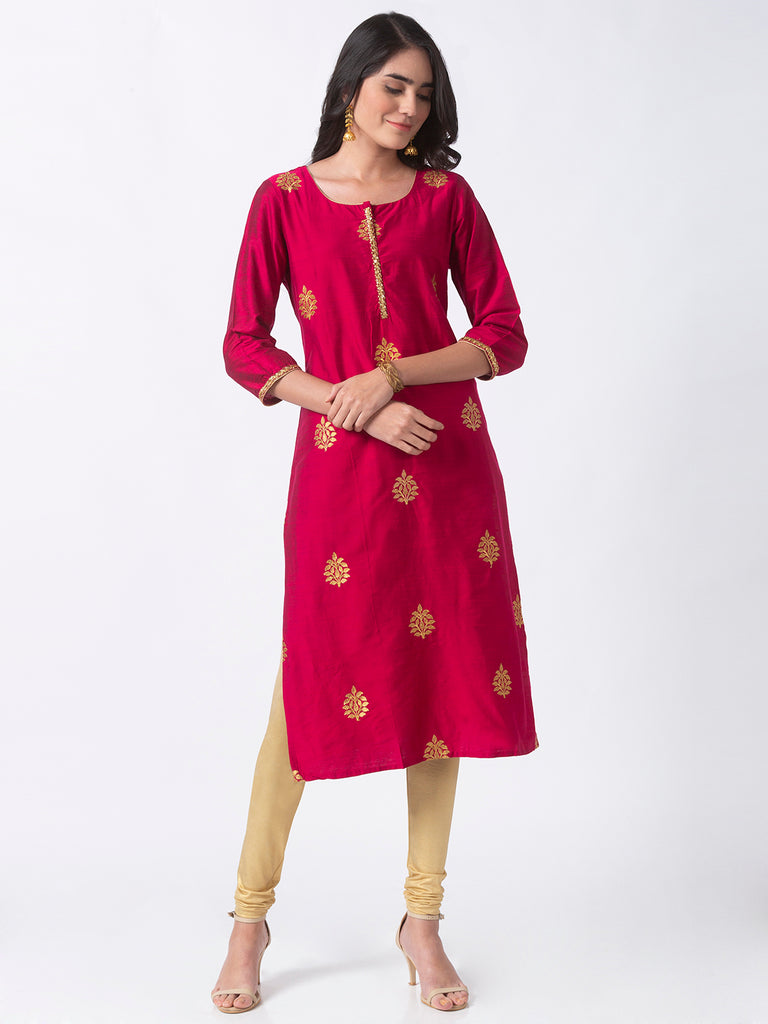 Women Straight Three-Fourth Magenta Kurta