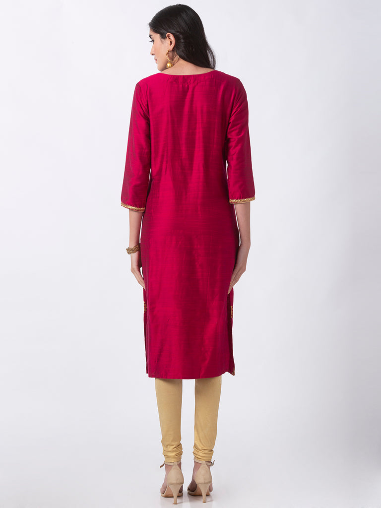 Women Straight Three-Fourth Magenta Kurta