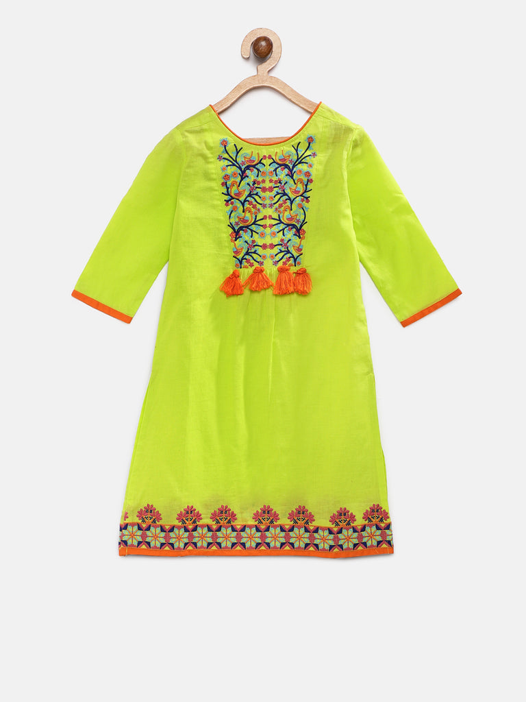 Kids Girls A Line Three-Fourth Green Skd