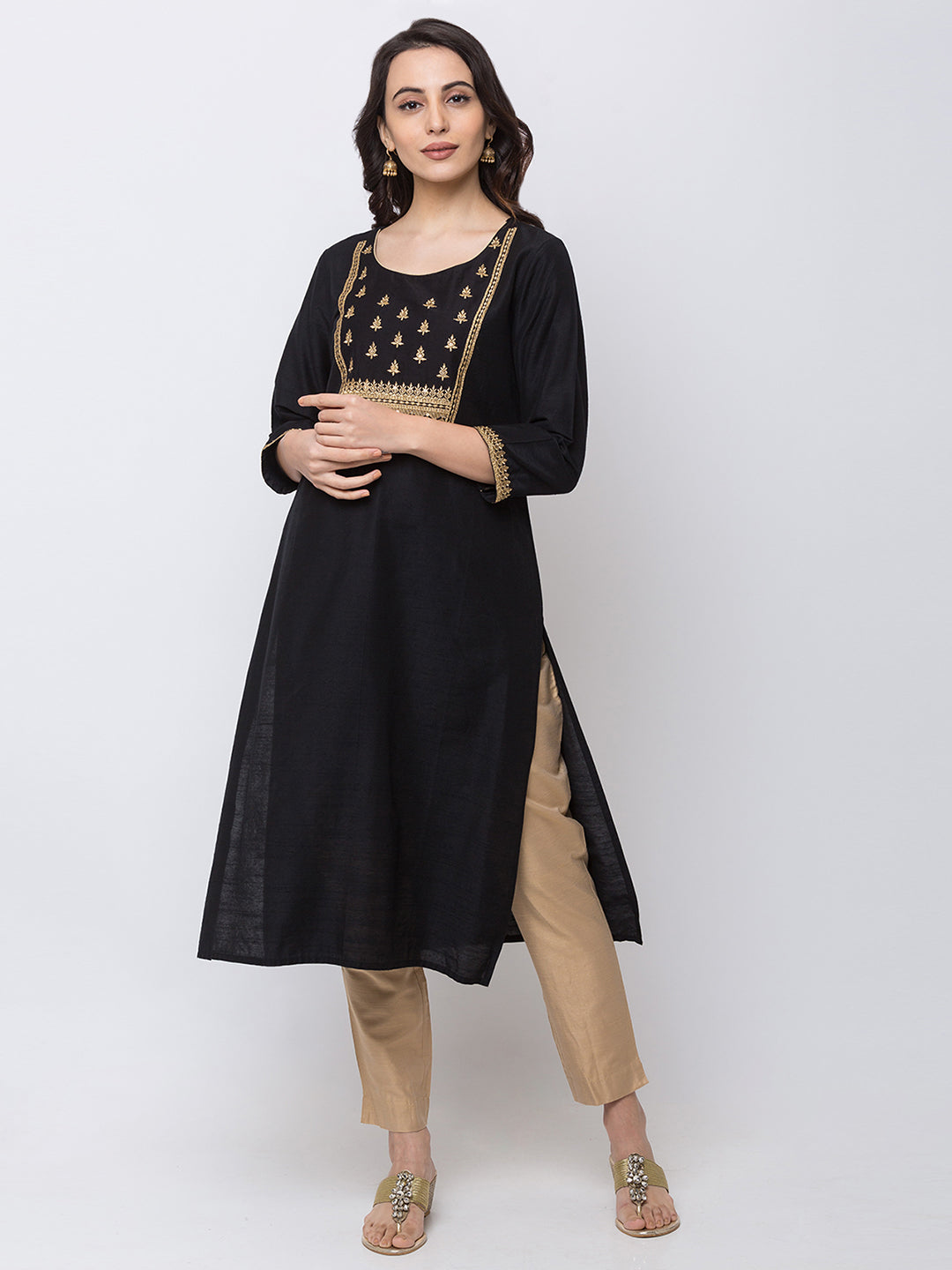 Women Straight Three-Fourth Black Kurta