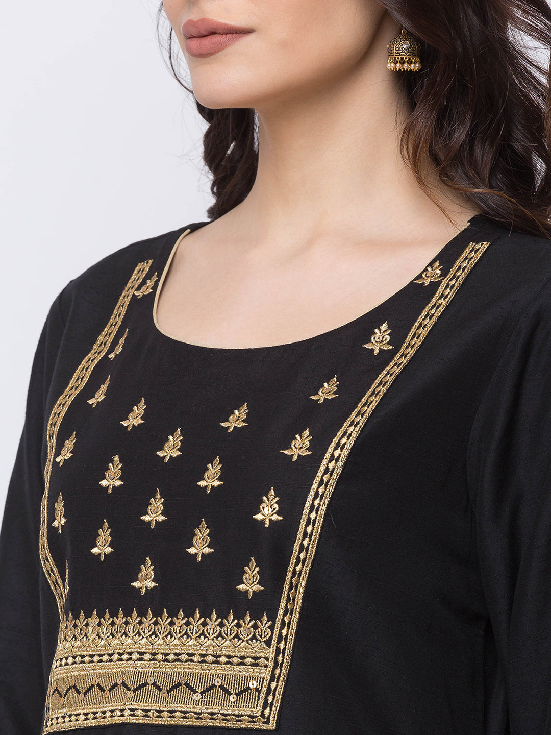 Women Straight Three-Fourth Black Kurta