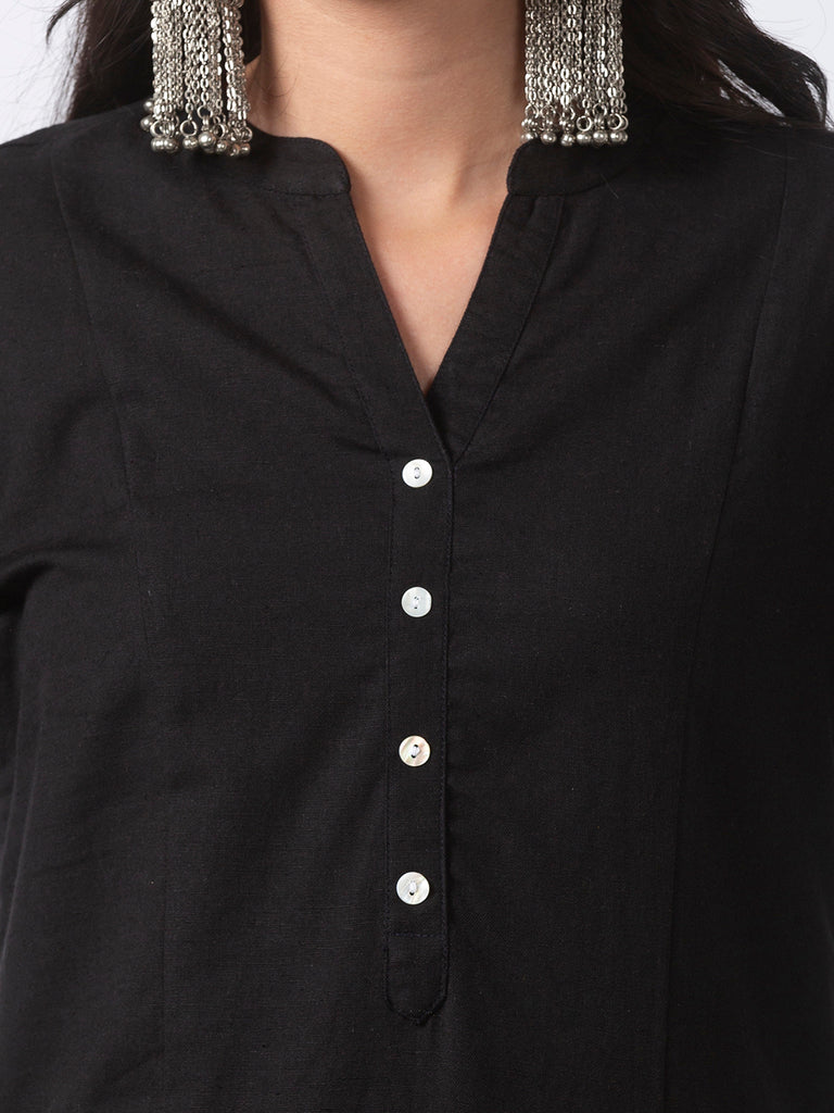 Core Women Straight Three-Fourth Black Kurta