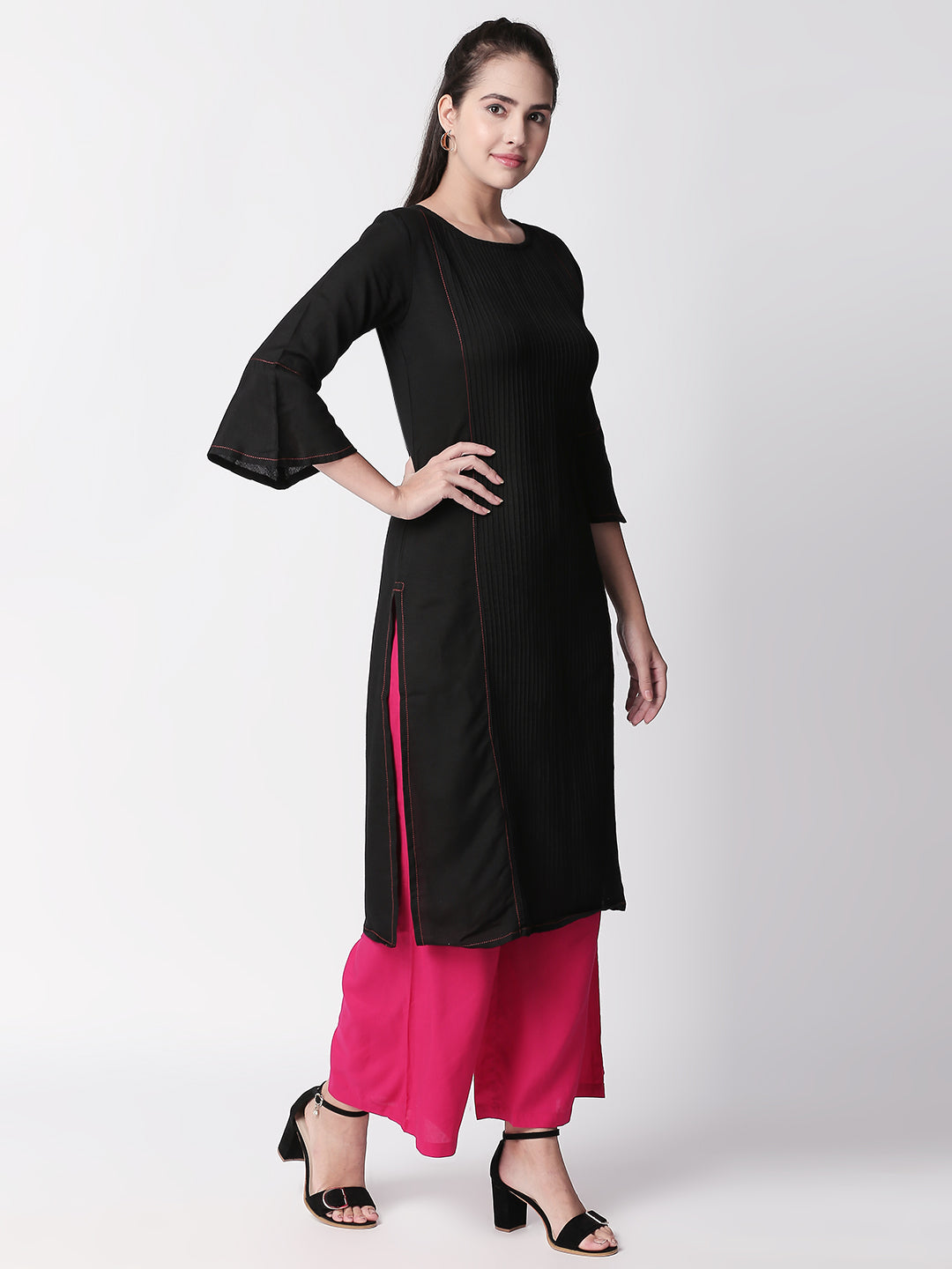 Women Straight Three-Fourth Black Kurta