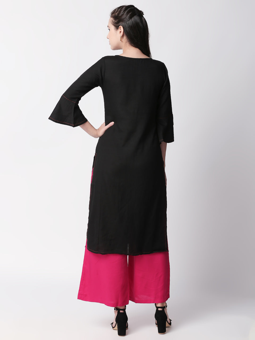 Women Straight Three-Fourth Black Kurta