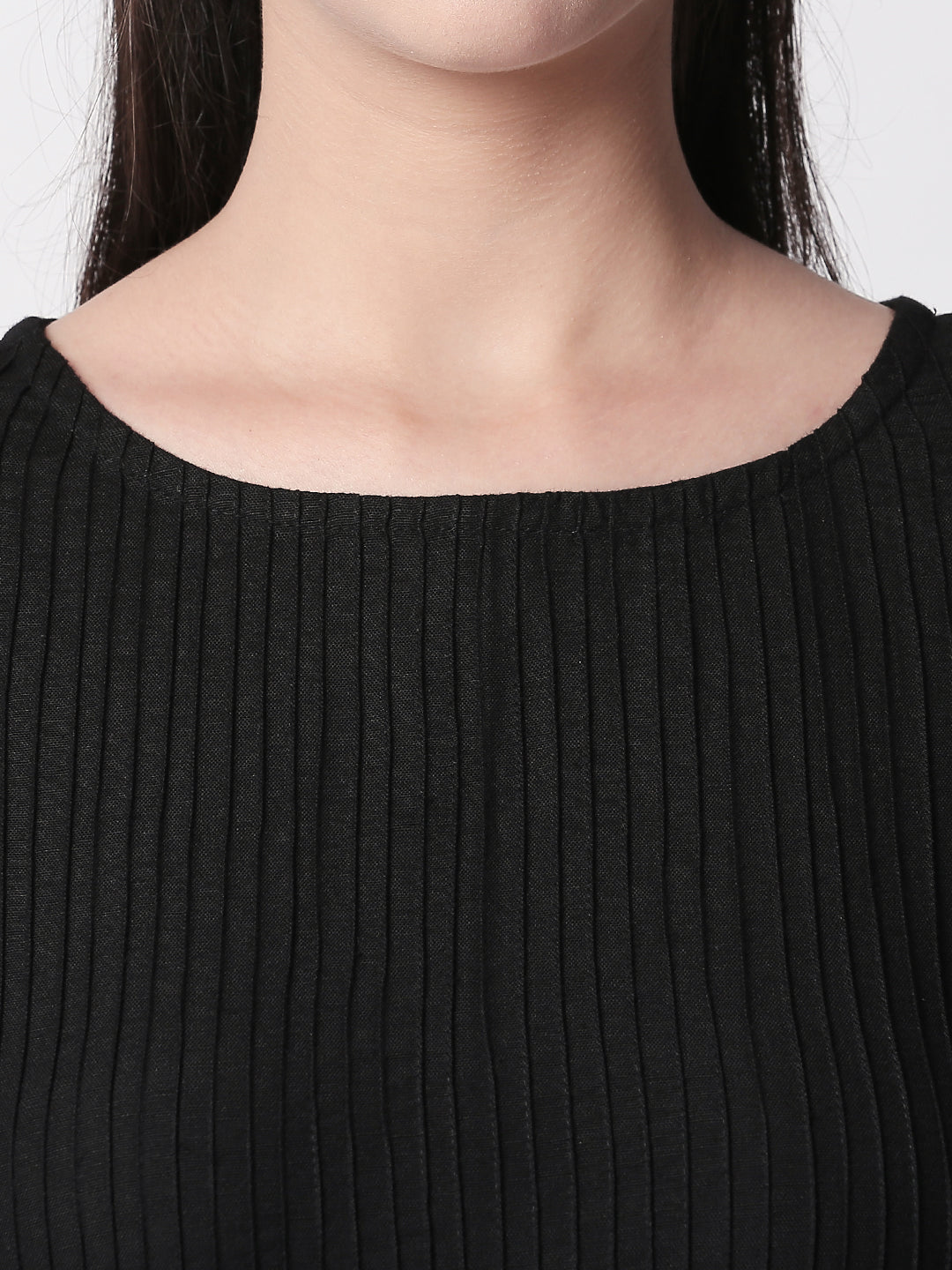 Women Straight Three-Fourth Black Kurta