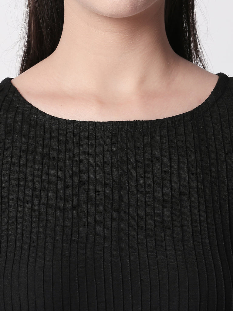 Women Straight Three-Fourth Black Kurta