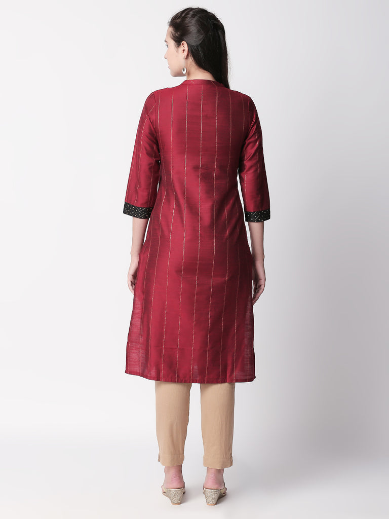 Women Straight Three-Fourth Maroon Kurta