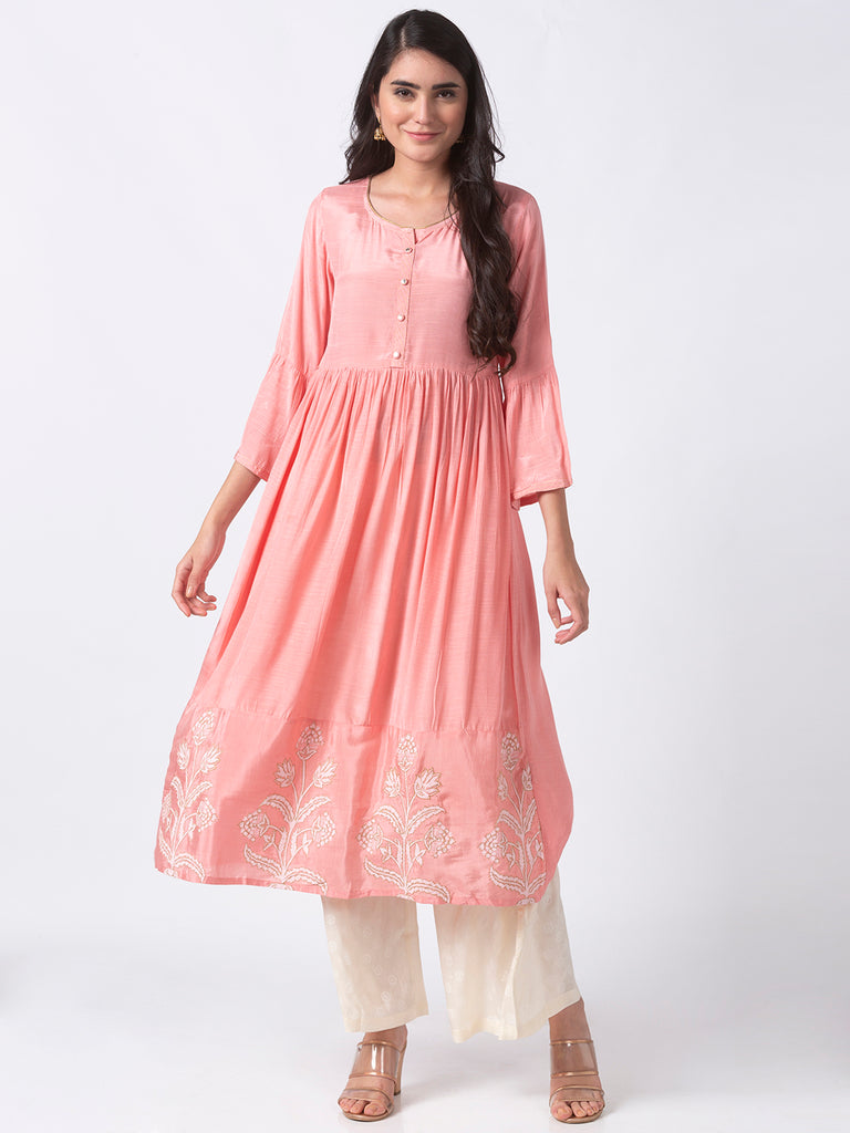 Women Gathered Three-Fourth Pink Skd