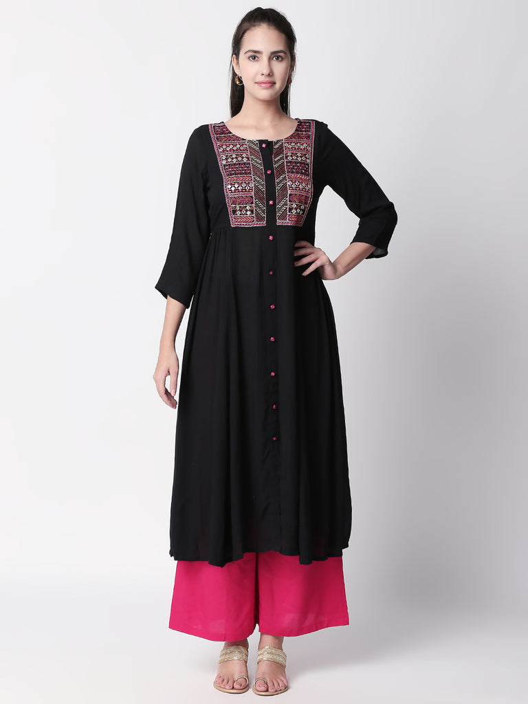 Women Gathered Three-Fourth Black Dress