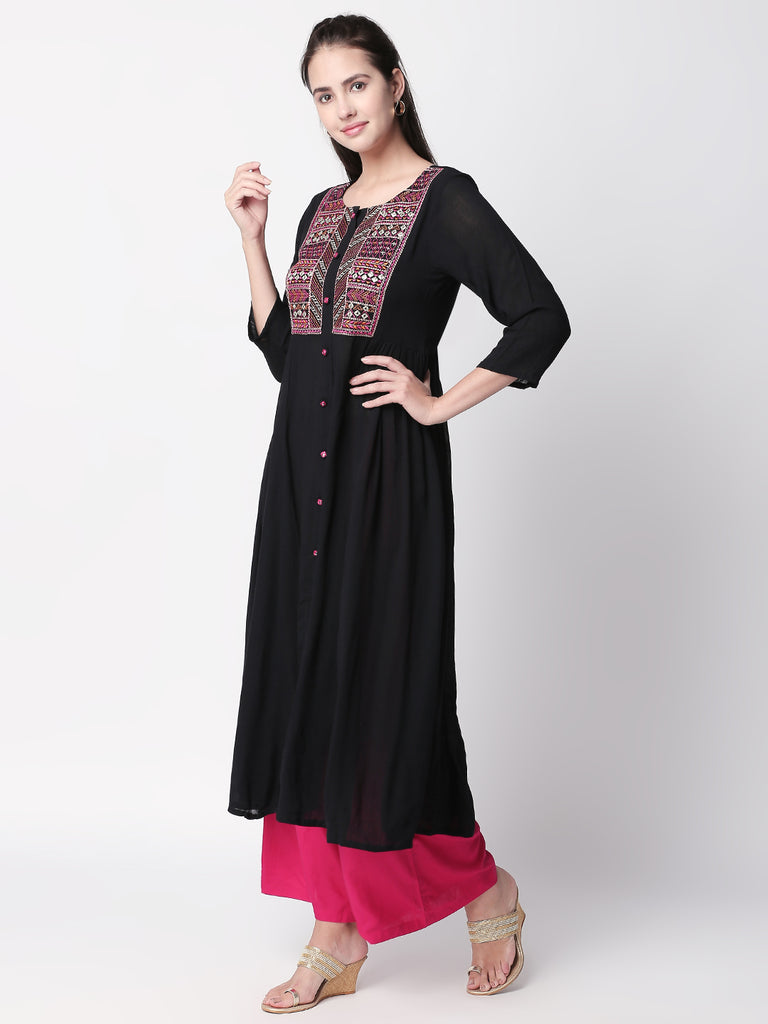 Women Gathered Three-Fourth Black Dress