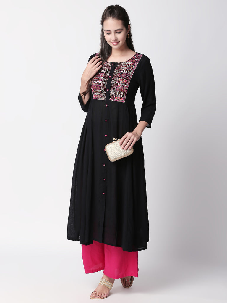 Women Gathered Three-Fourth Black Dress