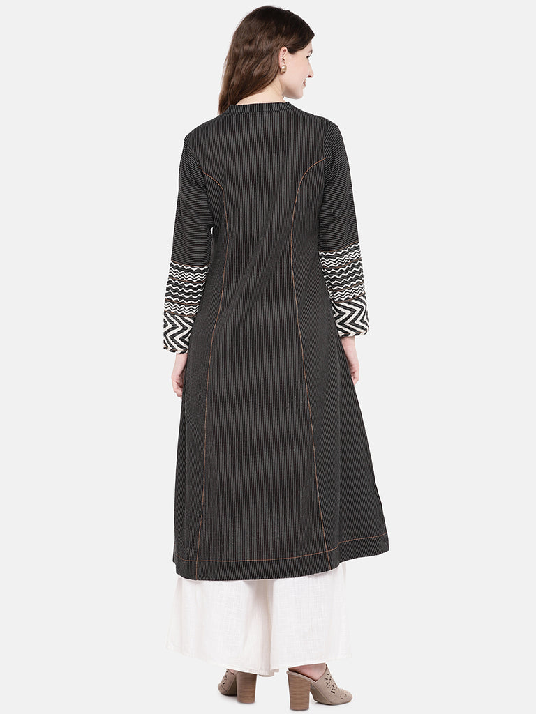 Women Kalidar Three-Fourth Black Kurta