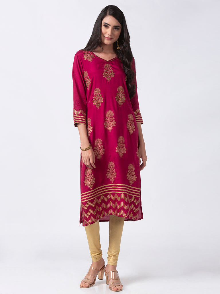 Women Straight Three-Fourth Magenta Kurta