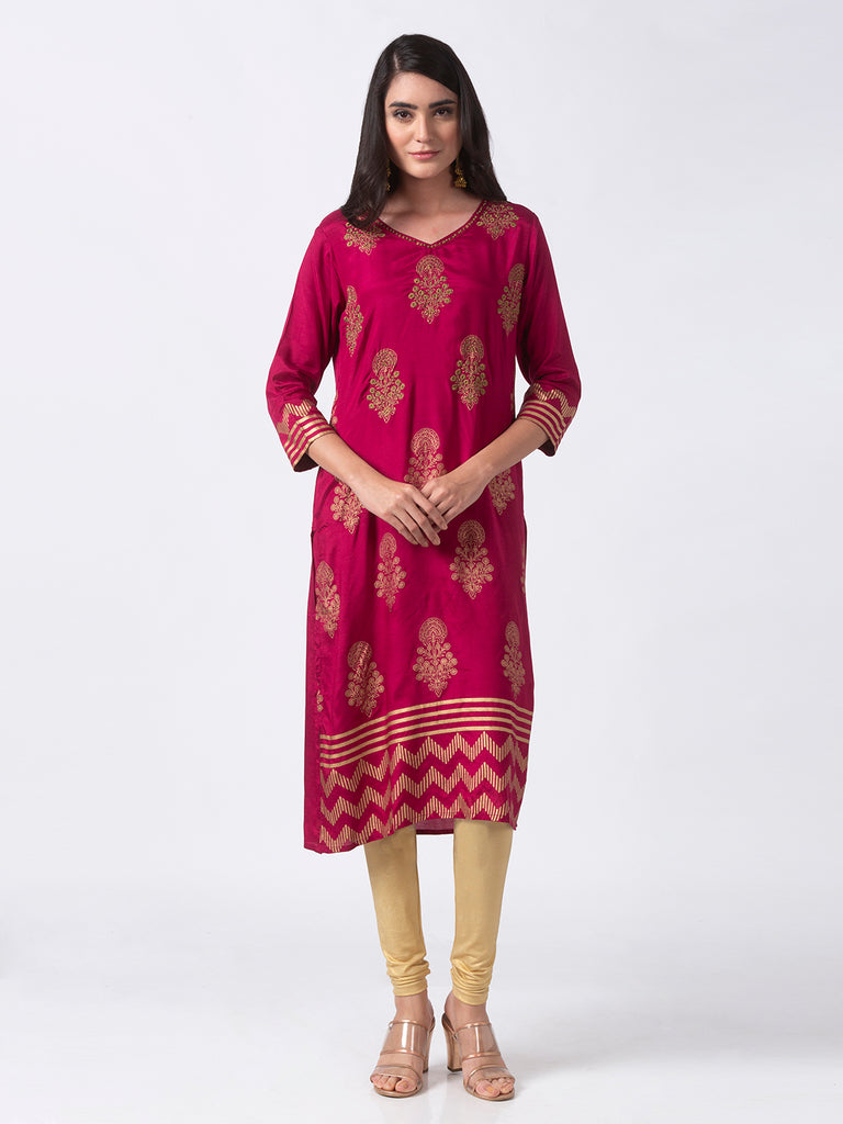 Women Straight Three-Fourth Magenta Kurta
