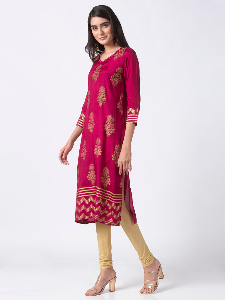 Women Straight Three-Fourth Magenta Kurta