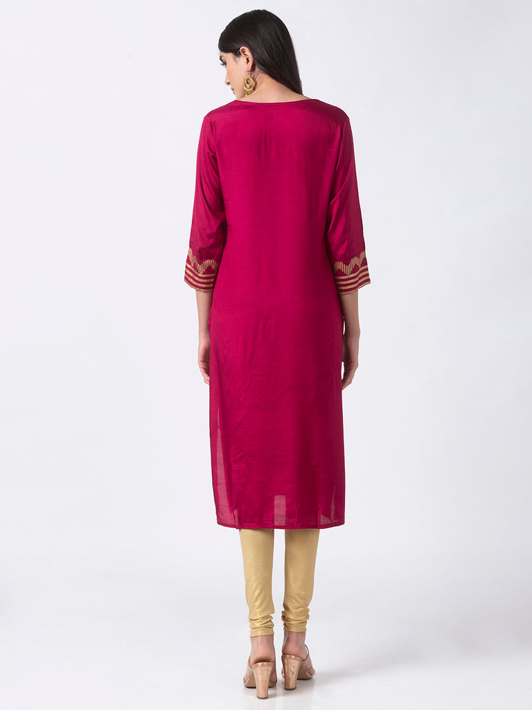 Women Straight Three-Fourth Magenta Kurta