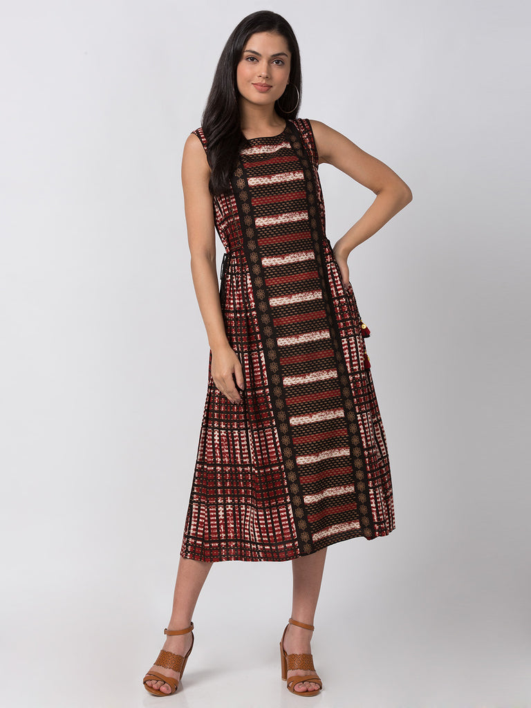 Women Flared Sleeveless Black Kurta