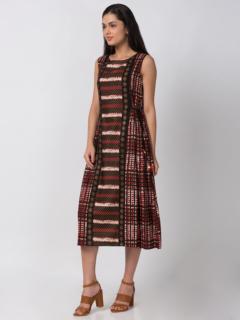 Women Flared Sleeveless Black Kurta