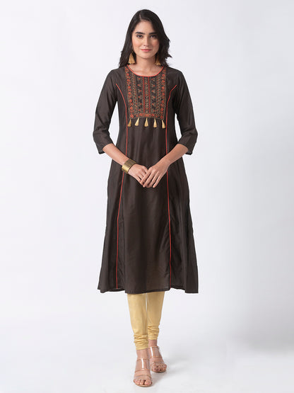 Women A Line Three-Fourth Olive Kurta