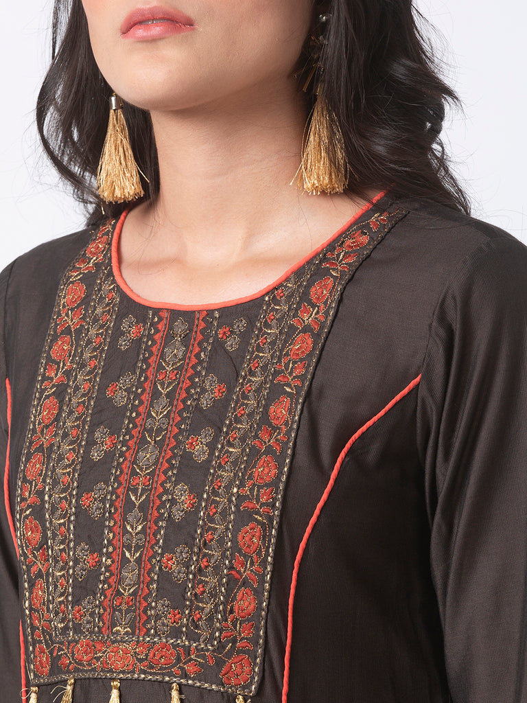 Women A Line Three-Fourth Olive Kurta