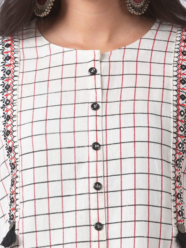 Women A Line Three-Fourth Ecru Kurta