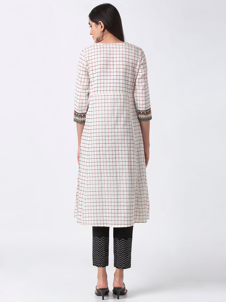 Women A Line Three-Fourth Ecru Kurta