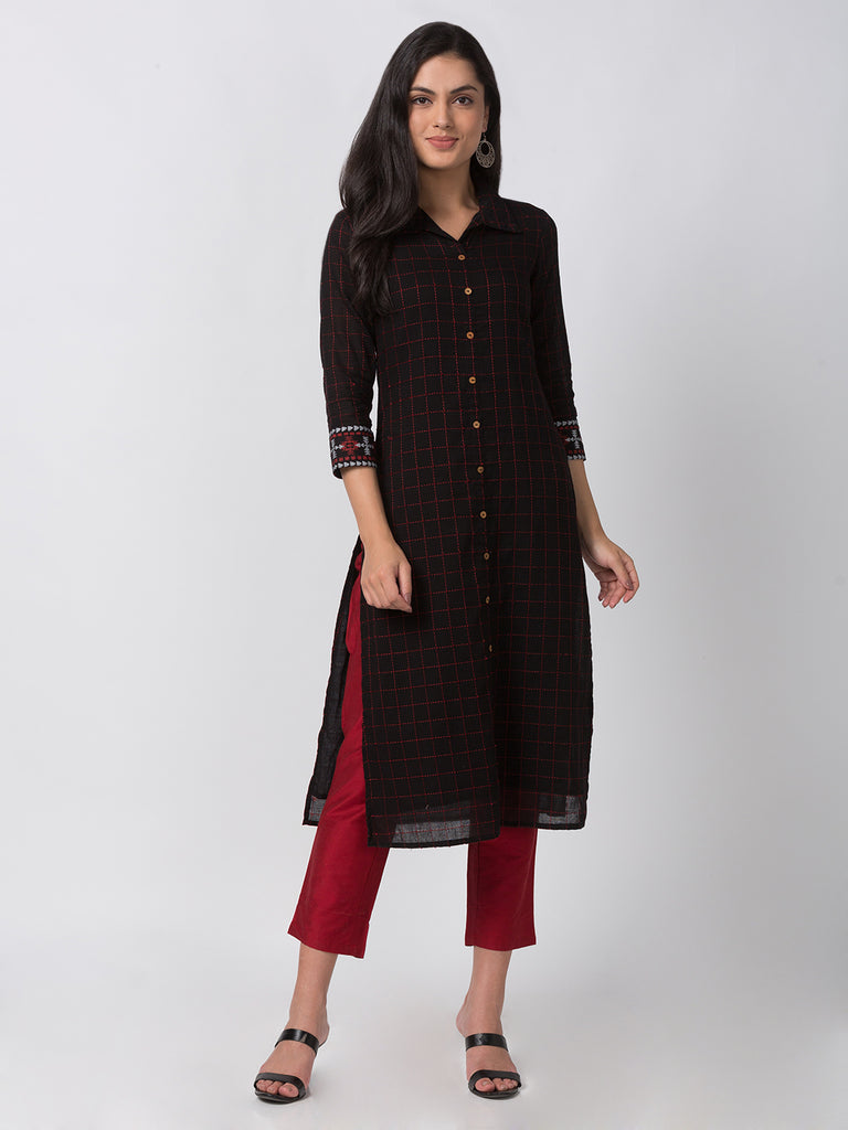 Women Straight Three-Fourth Black Kurta