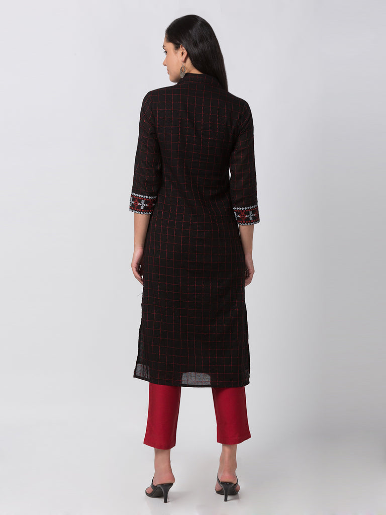 Women Straight Three-Fourth Black Kurta