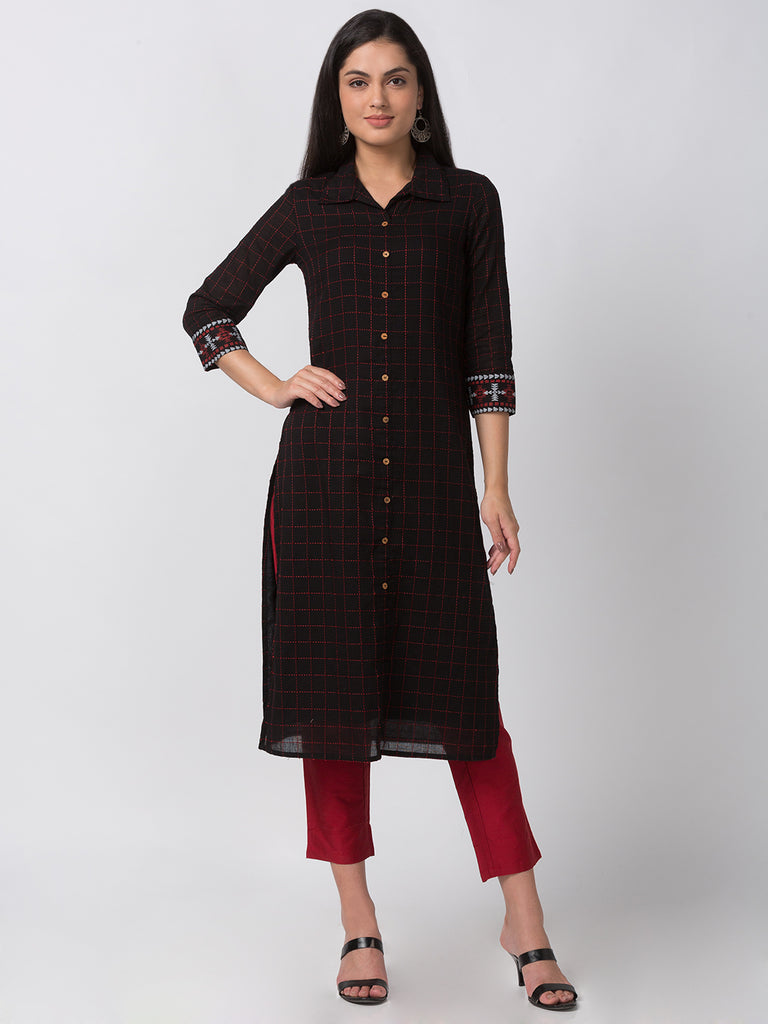 Women Straight Three-Fourth Black Kurta