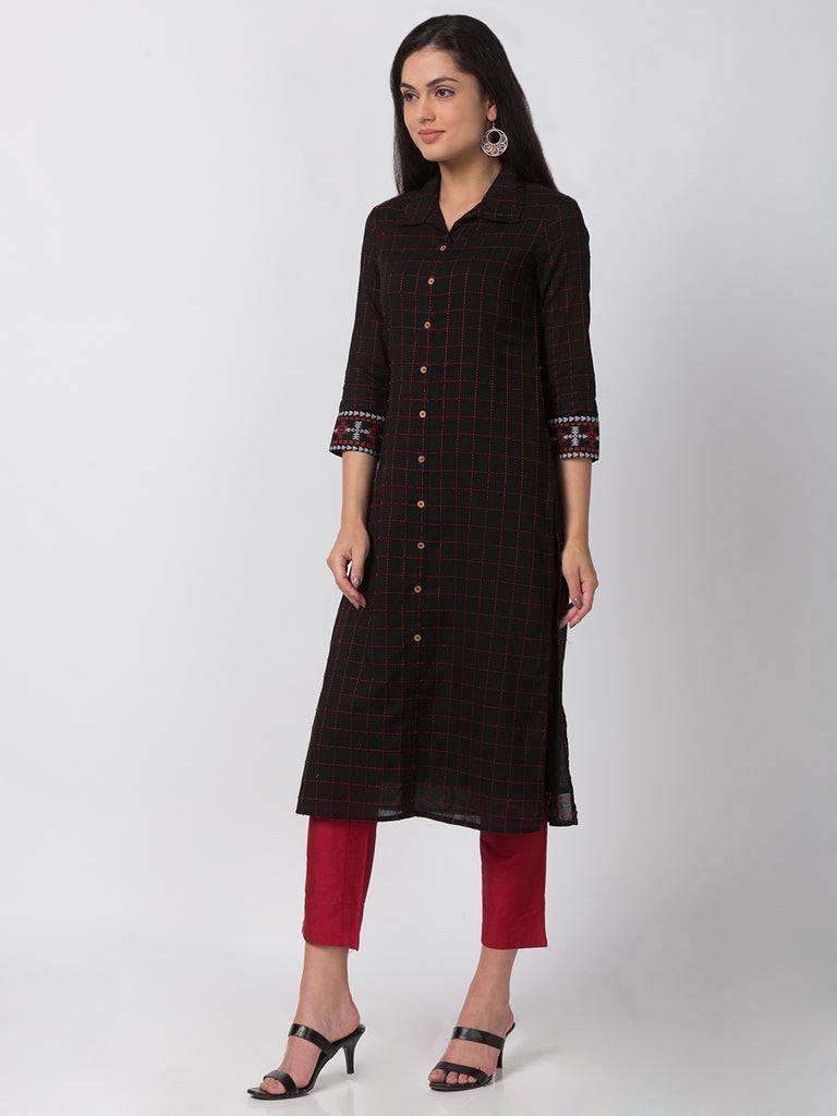 Women Straight Three-Fourth Black Kurta