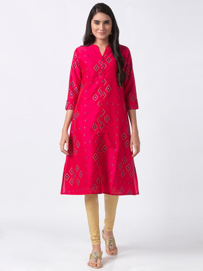 Women A Line Three-Fourth Fuchsia Kurta