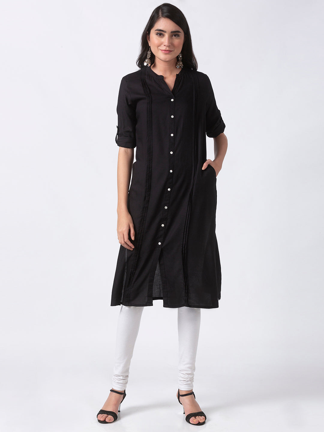 Core Women Straight Three-Fourth Black Kurta