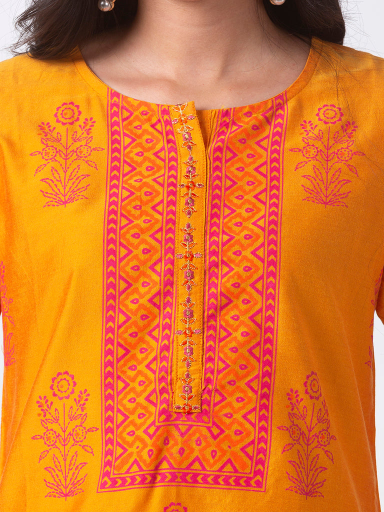 Women Straight Three-Fourth Mustard Kurta