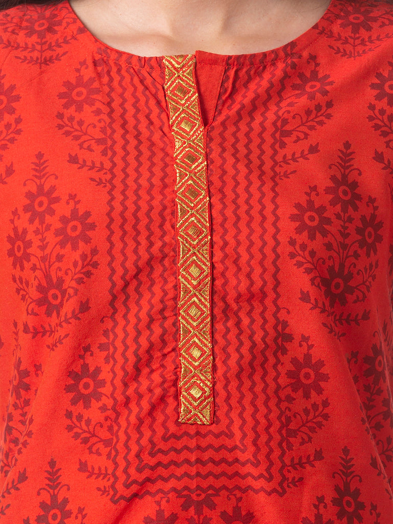 Women Straight Three-Fourth Rust Kurta