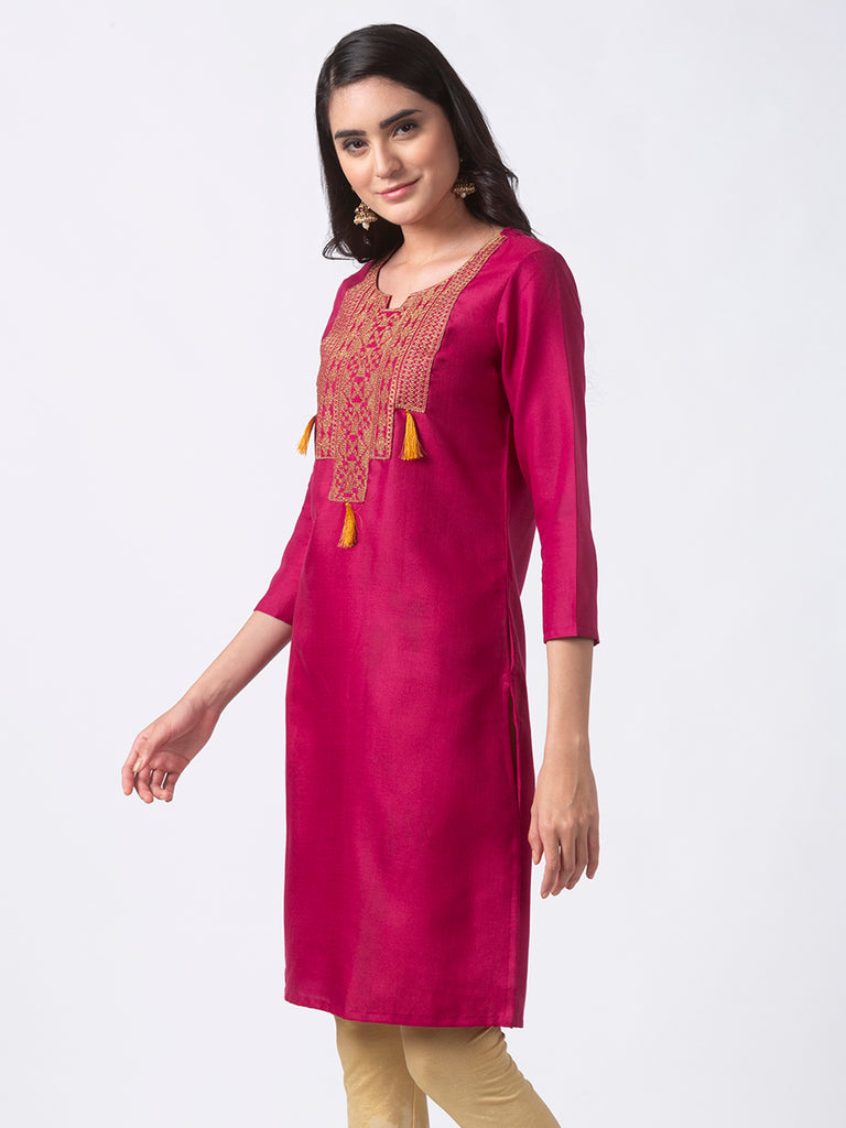 Women Straight Three-Fourth Magenta Kurta