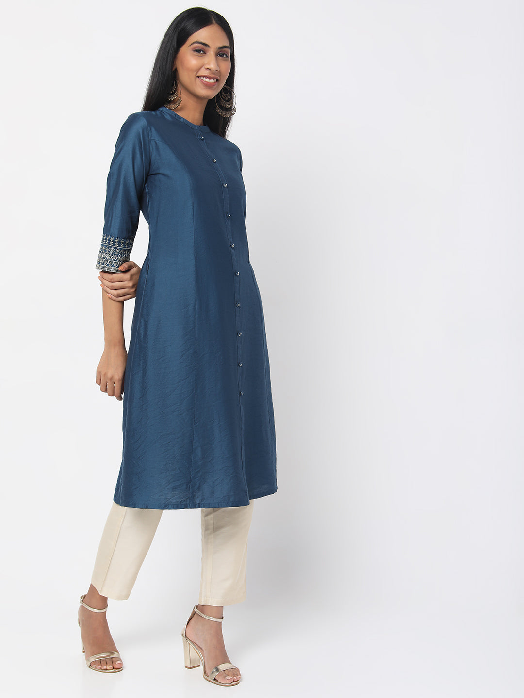 Women's Blue Gadhwaal Solid Kurta