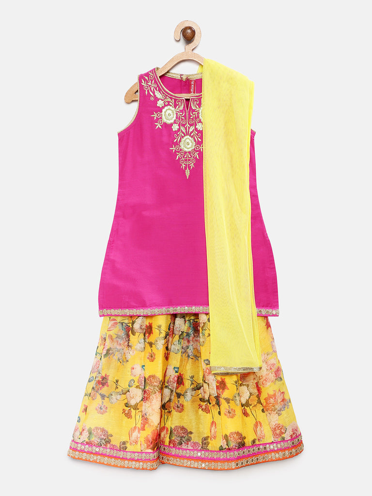 Kids Girls Flared Three-Fourth Pink Lehenga Set