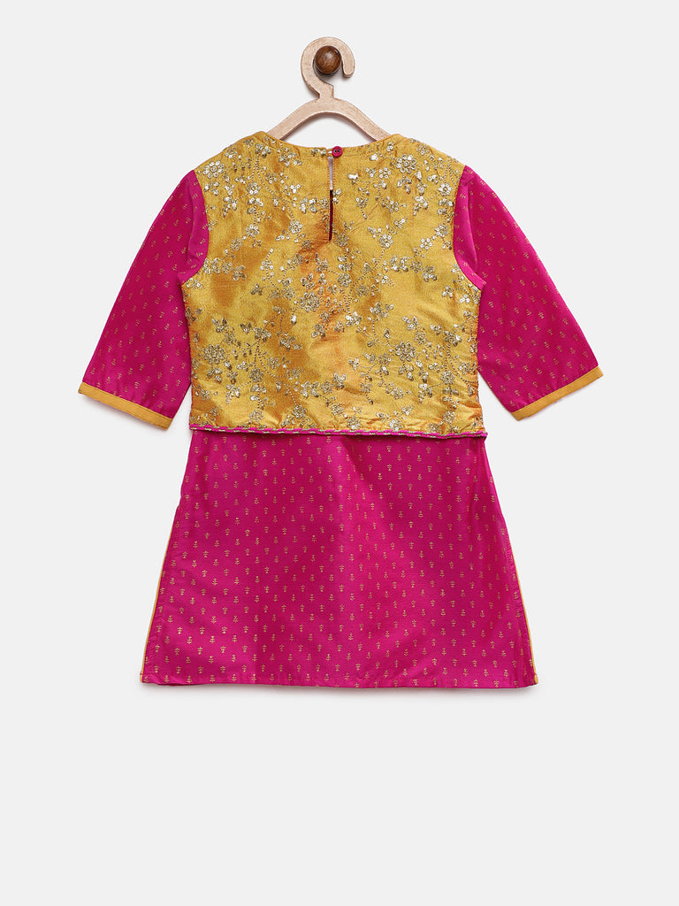 Kids Girls Straight Three-Fourth Pink Skd
