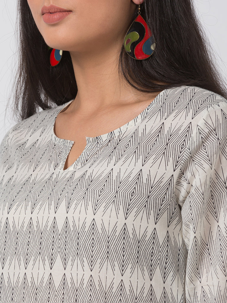 Core Women Straight Three-Fourth Off White Kurta