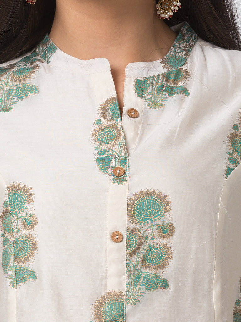 Women A Line Three-Fourth Off White Kurta