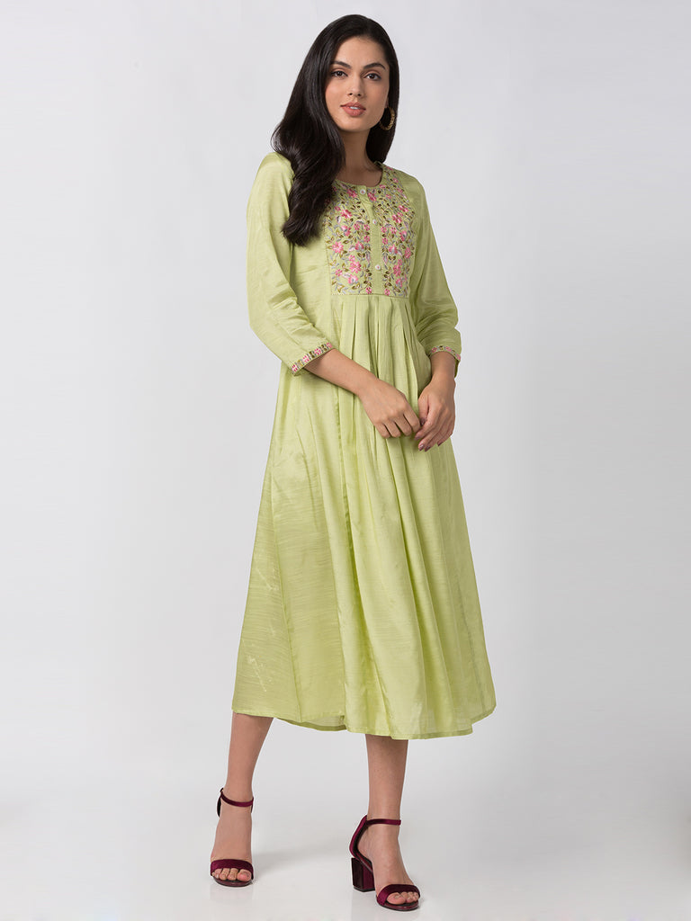 Women Gathered Three-Fourth Sap Green Kurta