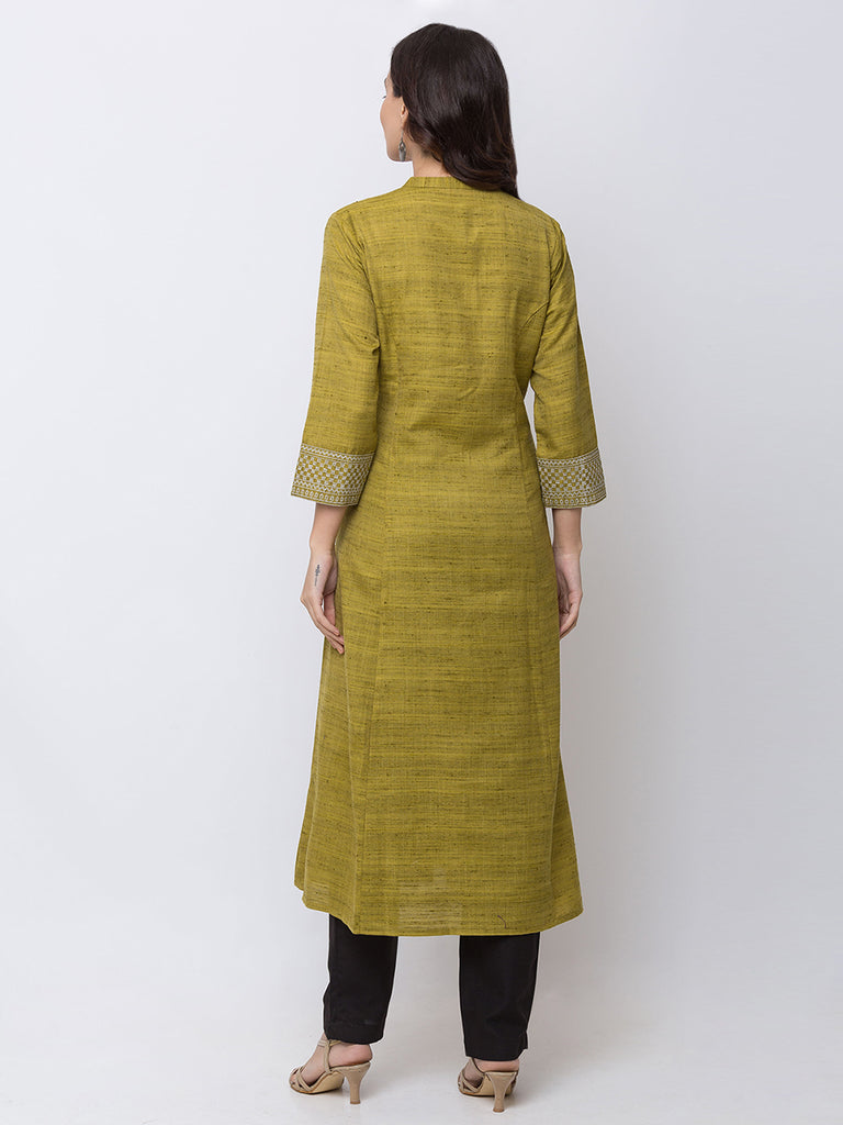 Women Straight Three-Fourth Green Kurta