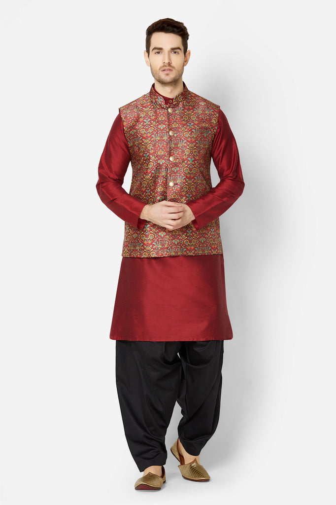 Men Straight Sleeveless Maroon Jackets
