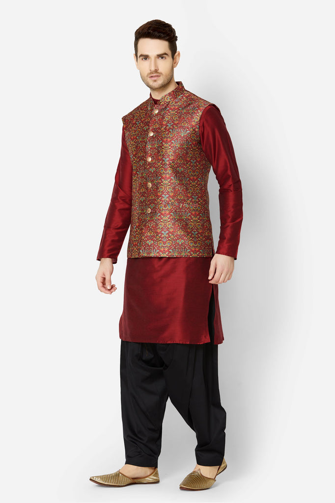Men Straight Sleeveless Maroon Jackets
