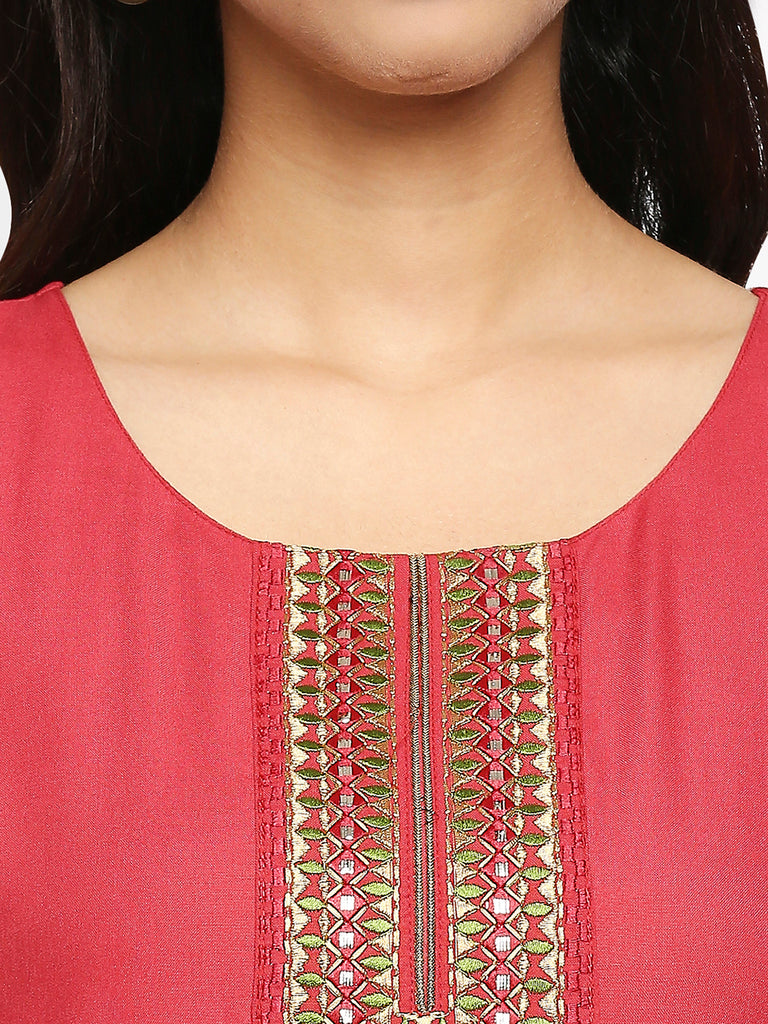 Women's Maroon Viscose Rayon Printed Kurta