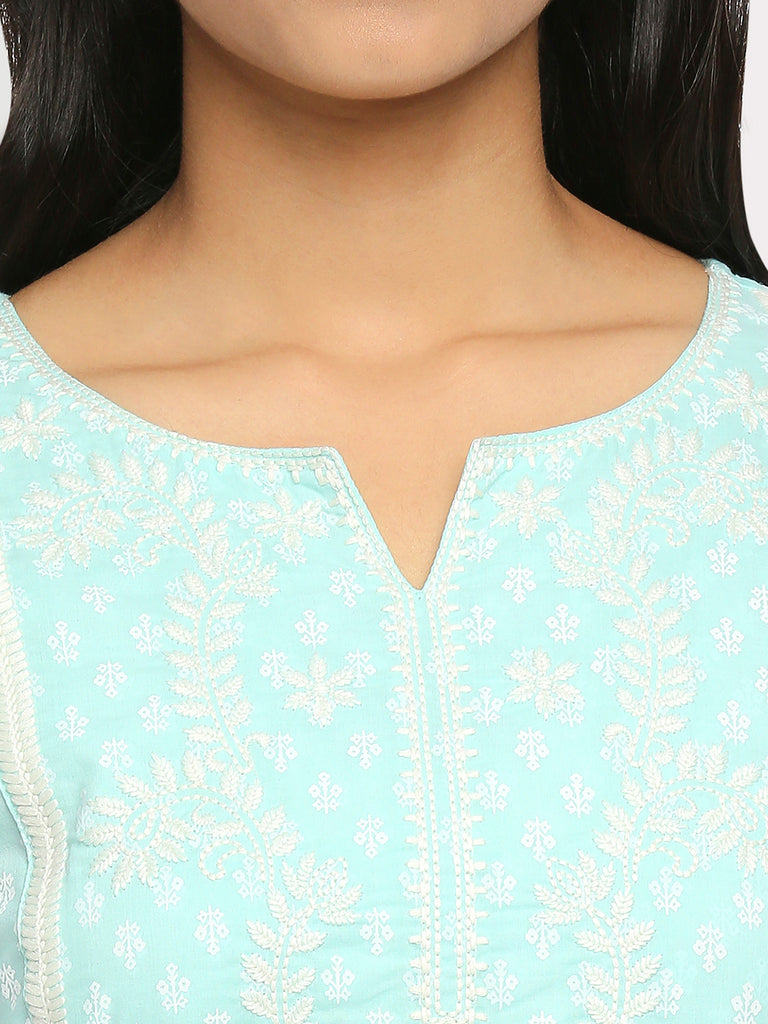 Women's Sea Green Cambric  Kurta