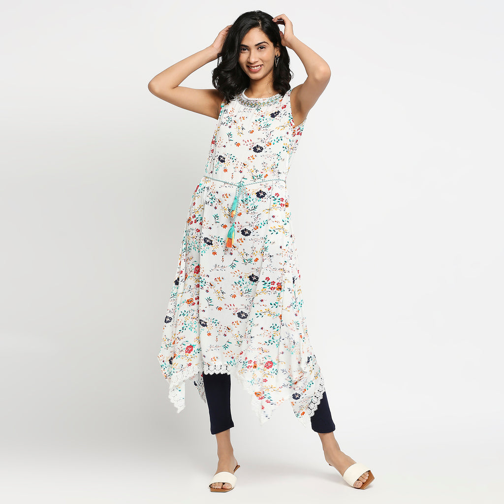 Women's Off White Viscose Crepe Floral Kurta