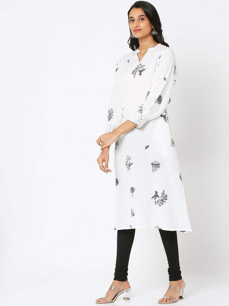 Women's White Cotton Slub Embroidered Kurta